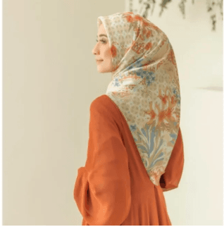 Koleksi Scarf Heaven Light