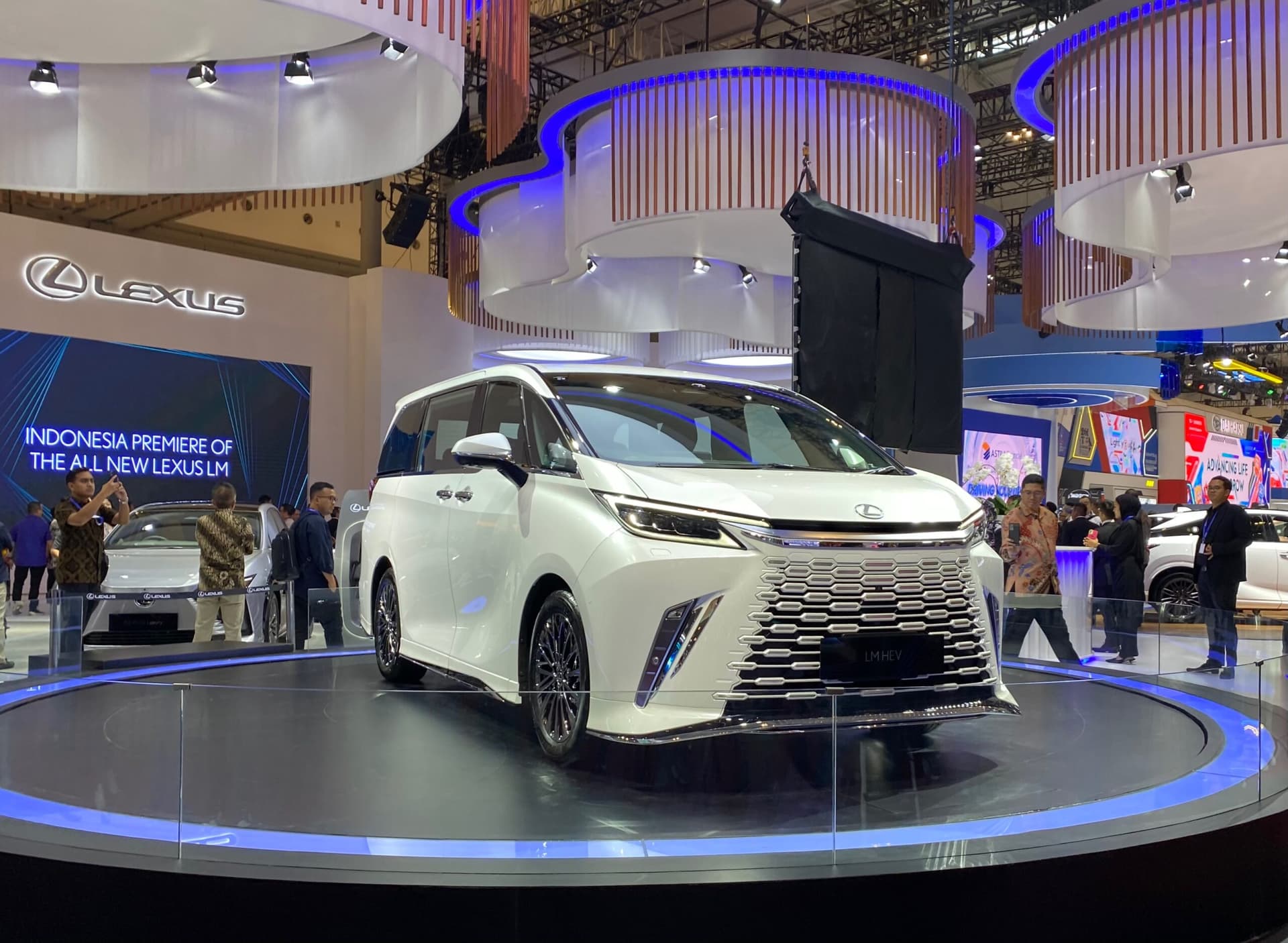 All New Lexus LM