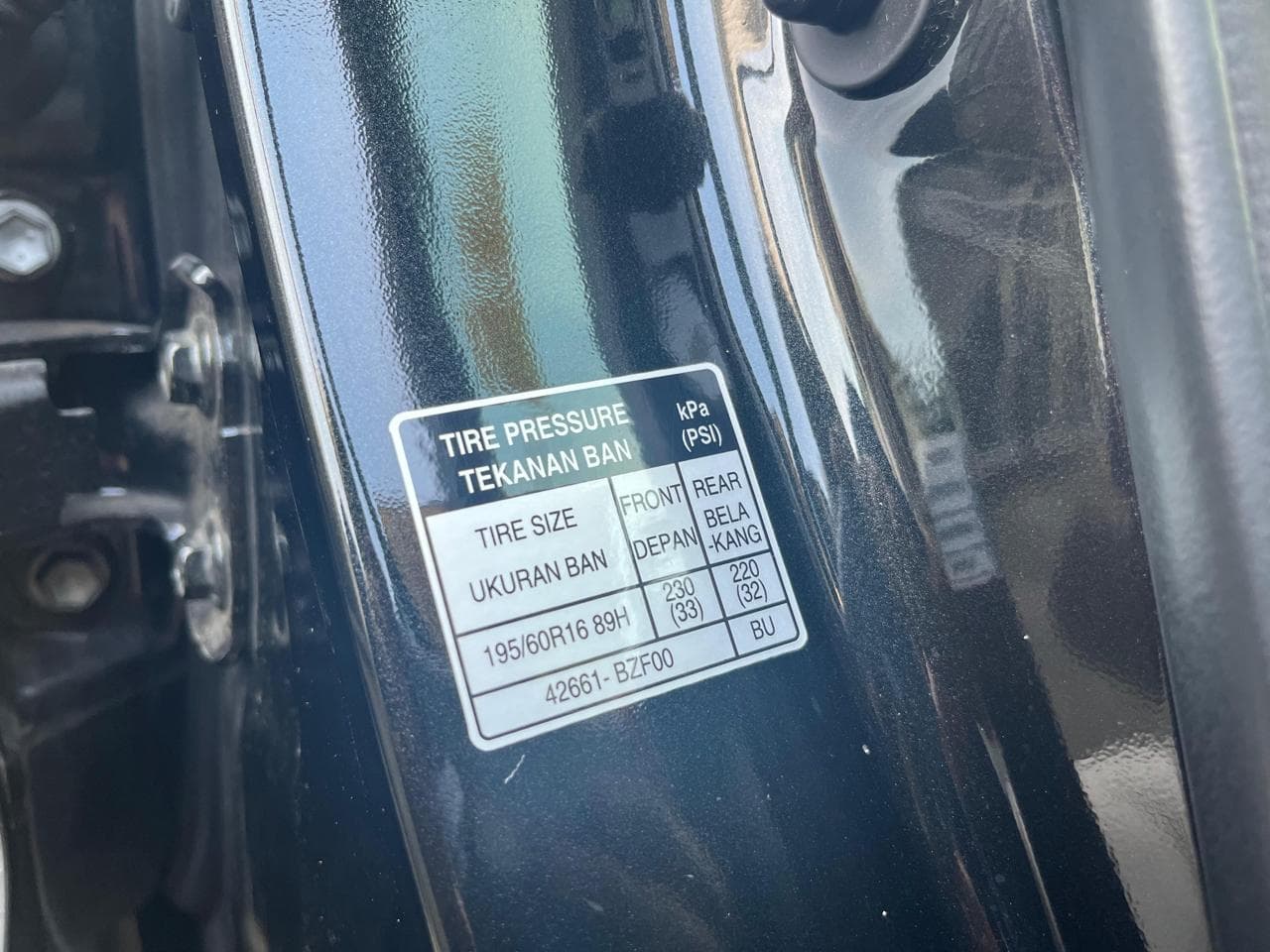ban mobil 