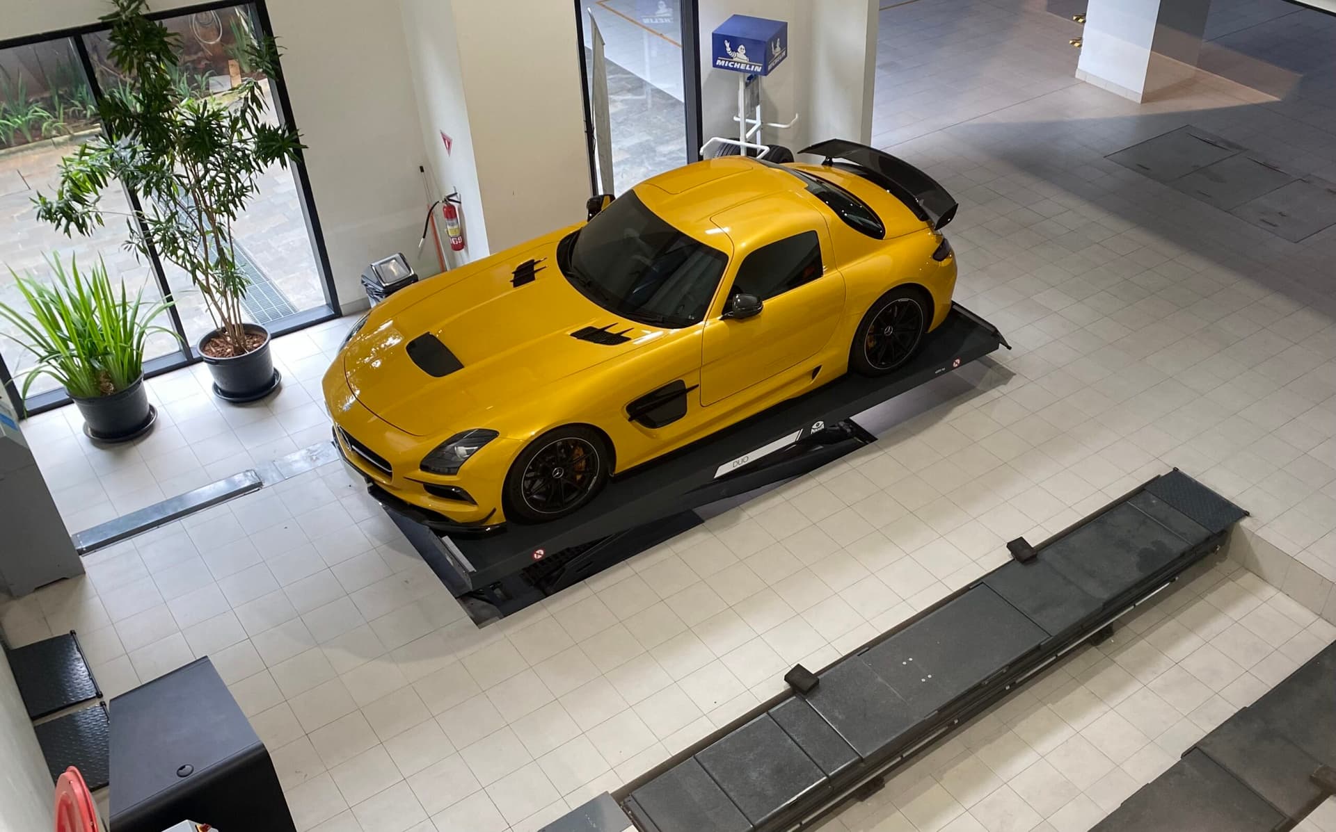 Mercedes-Benz PETRONAS