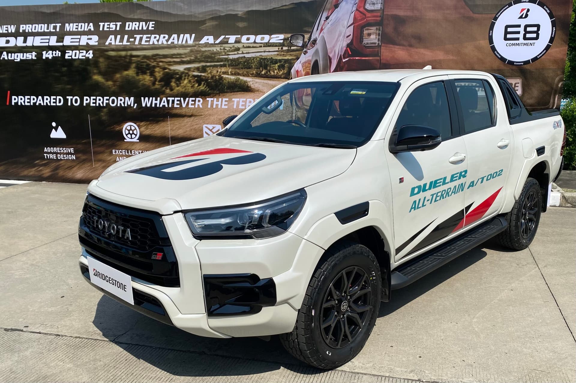 Bridgestone Dueler A/T002
