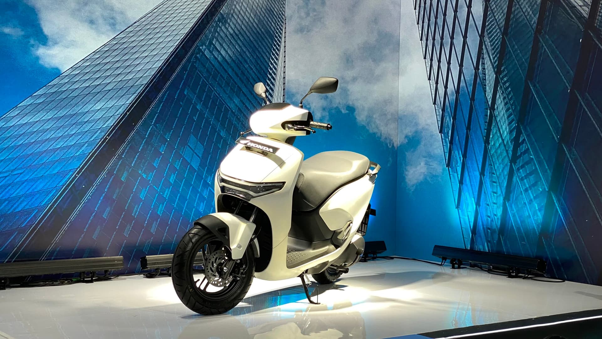 motor listrik honda