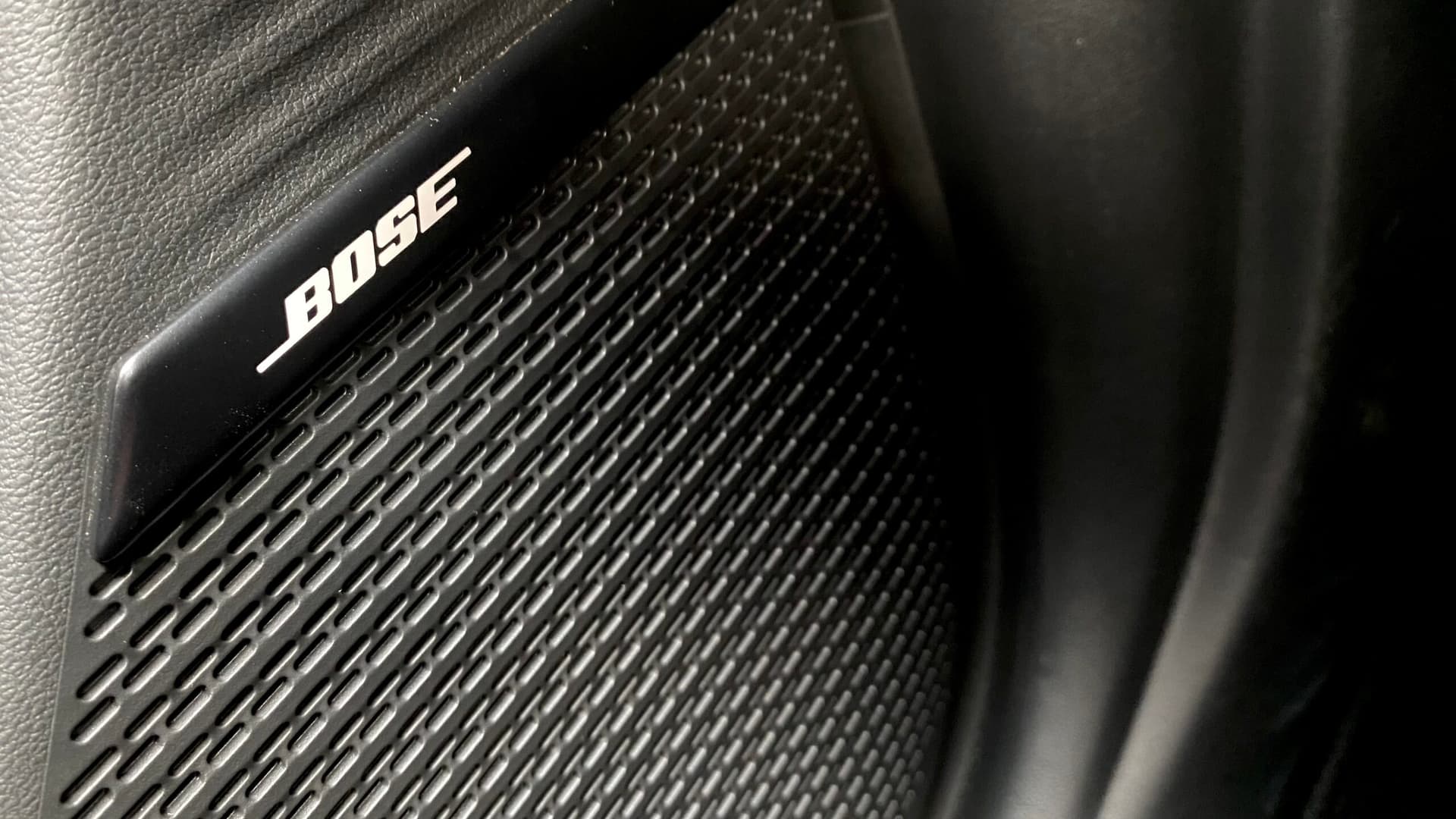 BOSE speaker Hyundai