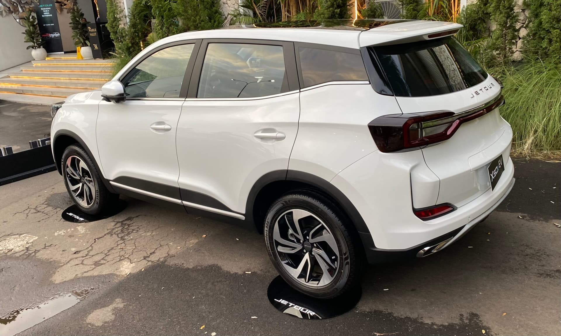 JETOUR X50e EV
