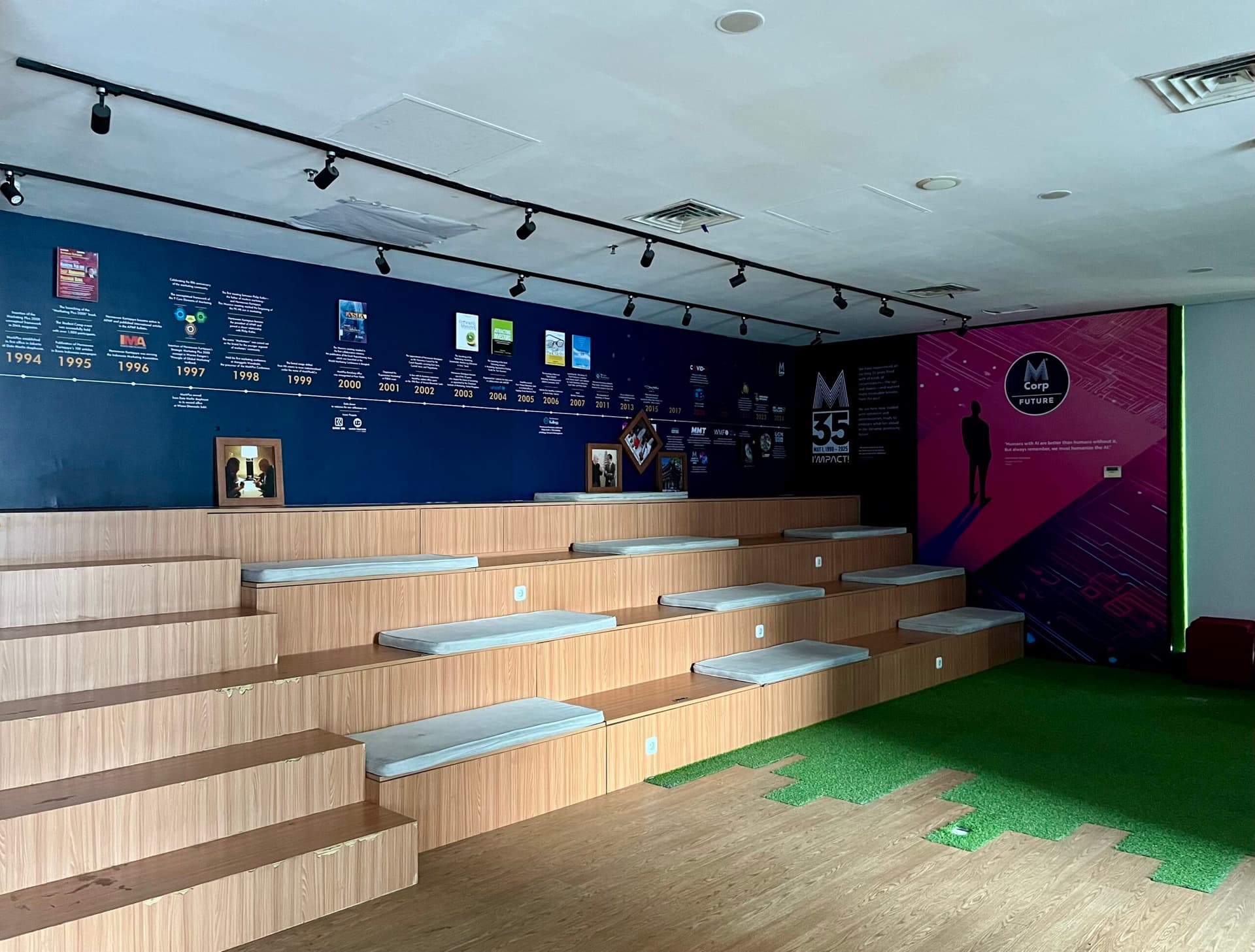 MCorp Gallery